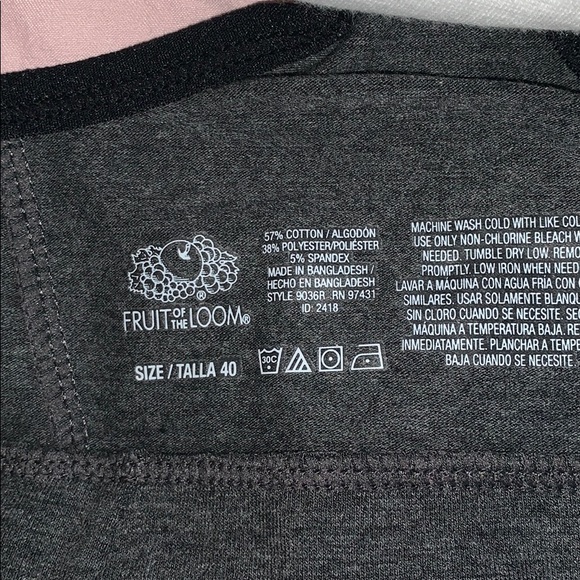 Lot of 3 sports bras - Picture 6 of 7